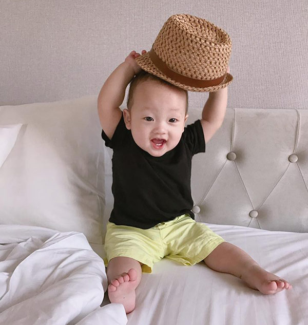 Những bức ảnh khẳng định Ly Kute là bà mẹ đơn thân cực khéo chăm con - 12