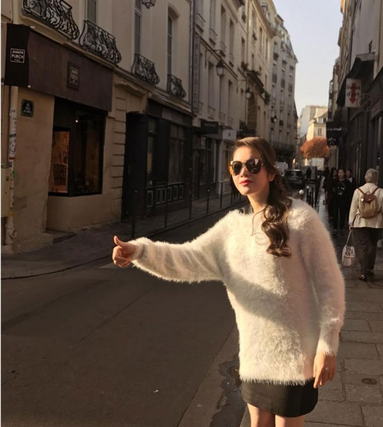 Sao Việt 24h: Con gái Jennifer Phạm thành chuyên gia “tự sướng” khi cầm điện thoại mẹ - 7