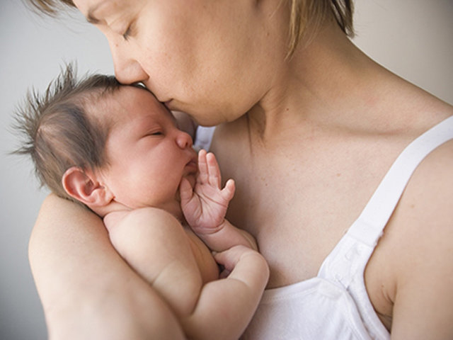 5 cách hạ sốt cho trẻ sơ sinh tại nhà mọi bà mẹ đều có thể làm