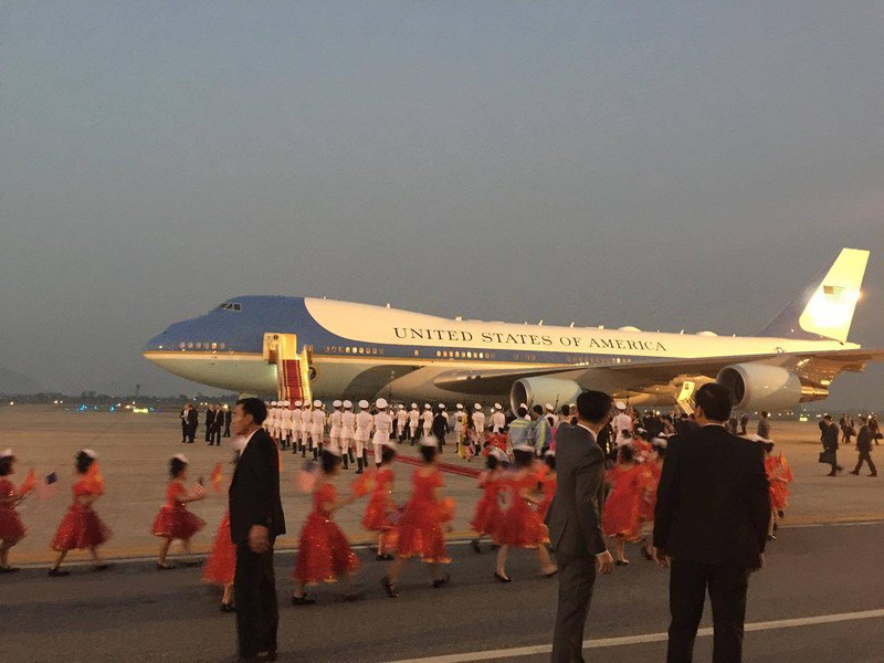 Tổng thống Mỹ Donald Trump đã đến Hà Nội - 6