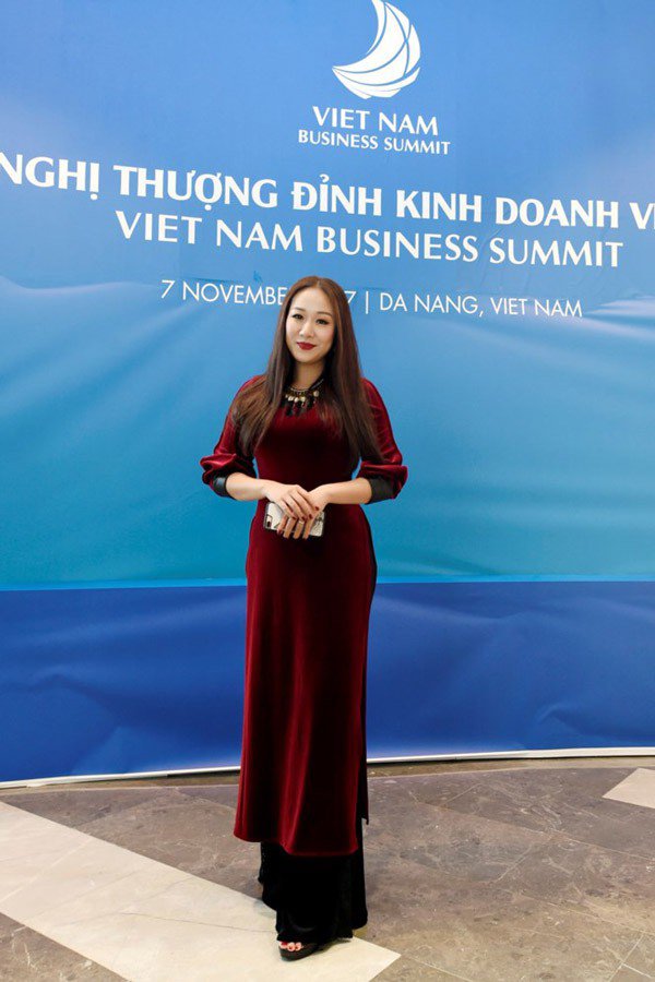 3 Hoa hậu xinh đẹp góp sức cho Hội nghị cấp cao APEC với tư cách gì? - 2