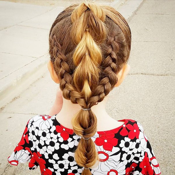 Bé gái nổi bật nhất MXH nhờ kiểu tóc tết hình ngôi sao amp;#34;khổng lồamp;#34; trên đầu - 3