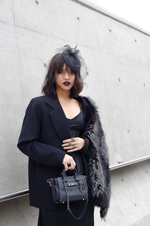 Đồ có đẹp đến mấy, chọn sai phụ kiện cũng trở thành thảm họa! - 1