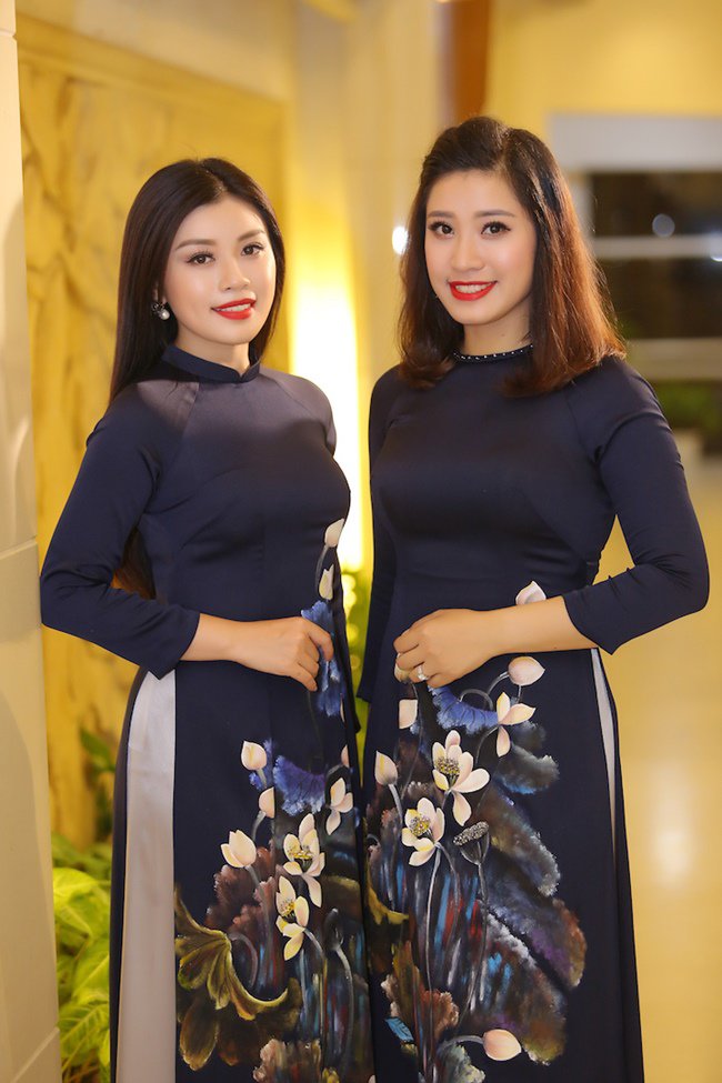 Mẹ không bỏ lỡ buổi diễn nào của 2 chị em Sao Mai Thu Hằng - Bích Hồng - 2