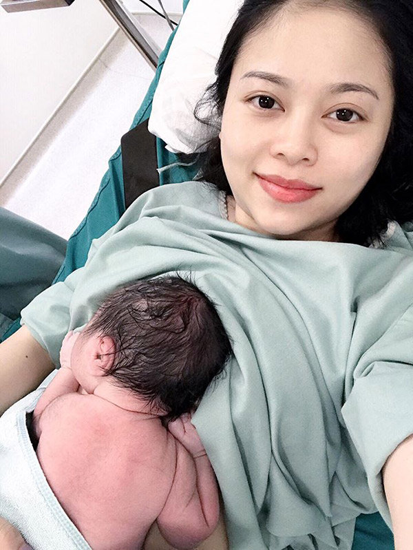 Hotmom 8x lần đầu kể chuyện 5 ngày amp;#34;trực chiếnamp;#34; ăn cơm bệnh viện chờ sinh con thứ 3 - 6