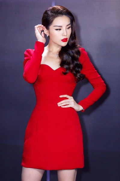 Hoa hậu Kỳ Duyên - nhân tố bí ẩn đáng gờm nhất cuộc chiến váy áo The Look - 4