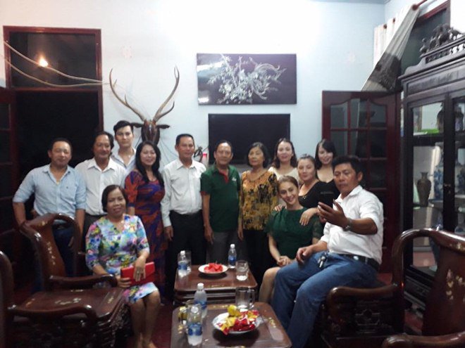 Lâm Khánh Chi hạnh phúc bên chồng kém 8 tuổi trong ngày dạm ngõ - 1