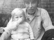 Tin trong nước - Bức ảnh vạch trần tội ác của cha dượng giết con trai 19 tháng tuổi gần 50 năm trước