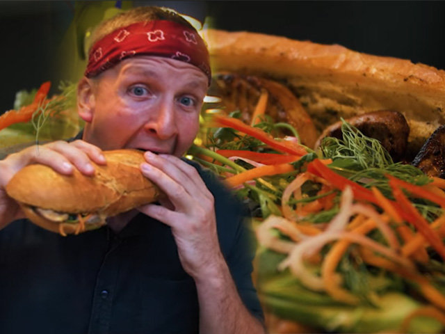 Có gì bên trong ổ bánh mì 2,2 triệu đồng khiến các tín đồ ẩm thực Sài thành xôn xao
