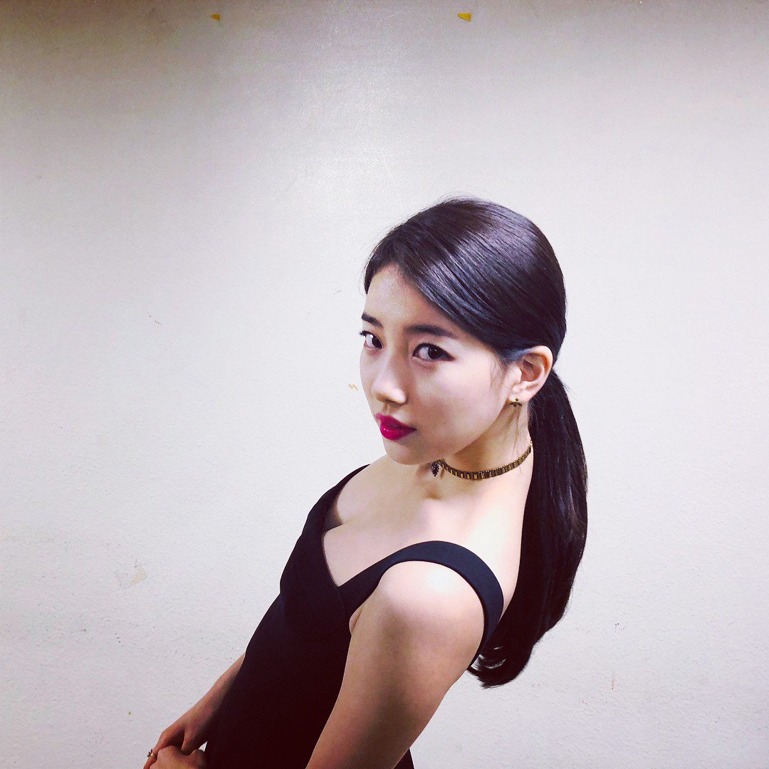 Fan phát hiện Bae Suzy đăng hình gợi cảm 1 tiếng trước khi công bố chia tay Lee Min Ho - 3