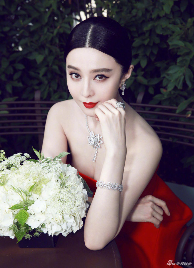 Ngôi sao 24/7: Từ Hy Viên gây phẫn nộ vì chúc Song Hye Kyo bằng ảnh chụp Lee Byung Hun - 7