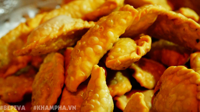 Quán bánh gối Lý Quốc Sư amp;#34;nhỏ mà có võamp;#34;, không thể bỏ lỡ trong chiều đông Hà Nội - 10