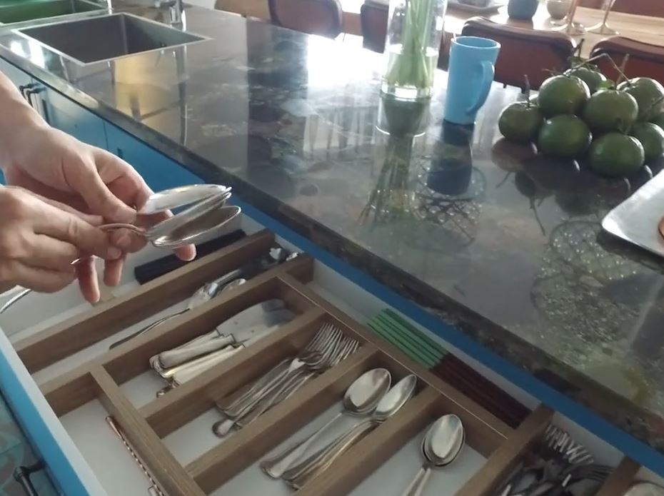 Nhà đẹp của sao: Căn nhà trị giá 10 tỷ đồng của ca sĩ Hồ Trung Dũng - 7