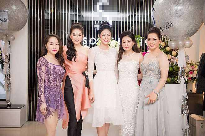 Á hậu Tú Anh, Huyền My thân thiết bên nhau xoá tin đồn rạn nứt tình bạn - 10