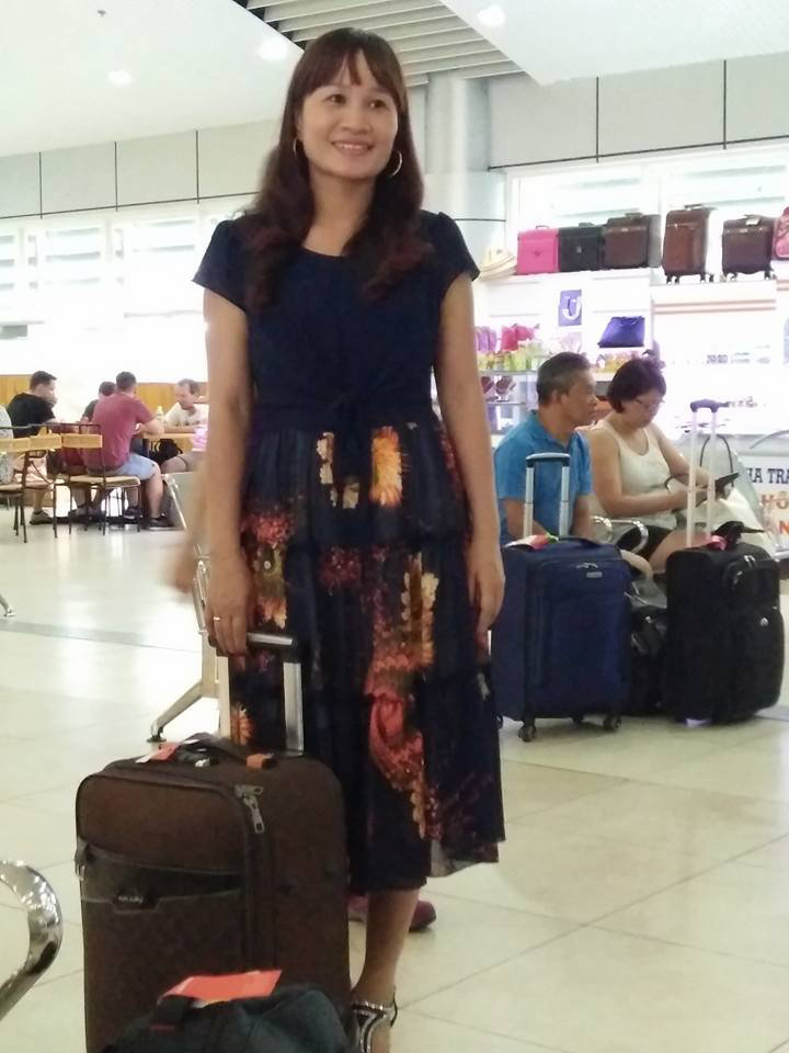 amp;#34;Cô gái trăm triệuamp;#34; Lê Thị Dần khiến Trấn Thành, Việt Hương phát cuồng giờ ra sao? - 2