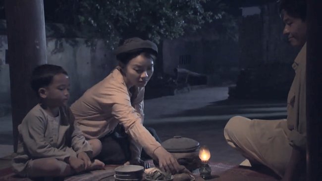 Thương Nhớ Ở Ai: Có tận 3 vợ nhưng vẫn sàm sỡ… gái già và cái kết đắng - 10