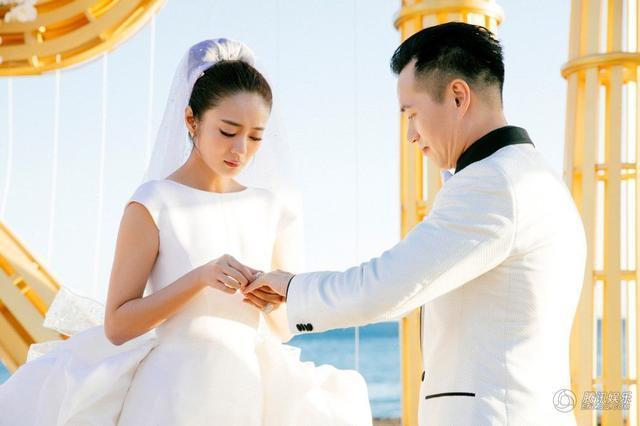 Lấy chồng doanh nhân, tỷ phú, mỹ nhân Hoa ngữ nhận được những cái kết đắng - 16