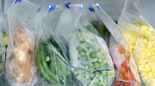 Tủ lạnh cả tuần vẫn thơm tho, không hôi tanh nhờ 6 mẹo khử mùi đơn giản - 5