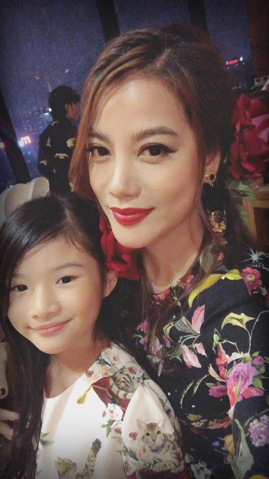 Trương Ngọc Ánh hội ngộ chồng cũ trong tiệc sinh nhật con gái 9 tuổi - 3