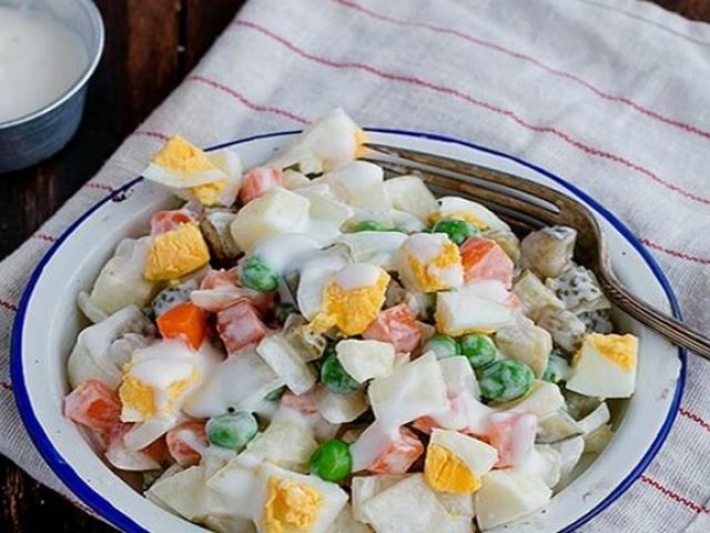Salad Nga - mang cả ẩm thực xứ Bạch Dương về nhà