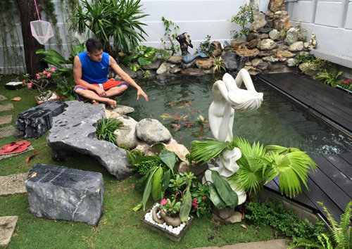 Hồ cá Koi bạc tỷ đẹp đến từng chi tiết của Cao Thái Sơn - 13