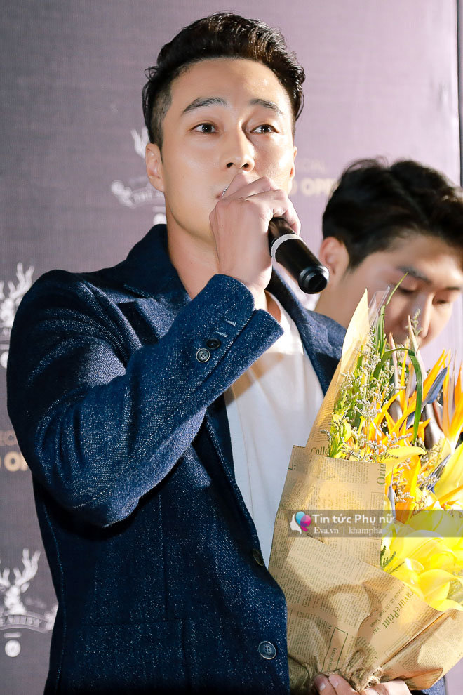 Chùm ảnh So Ji Sub tại Việt Nam: Bảnh bao trong kiểu tóc mới, điển trai đến khó tả! - 7