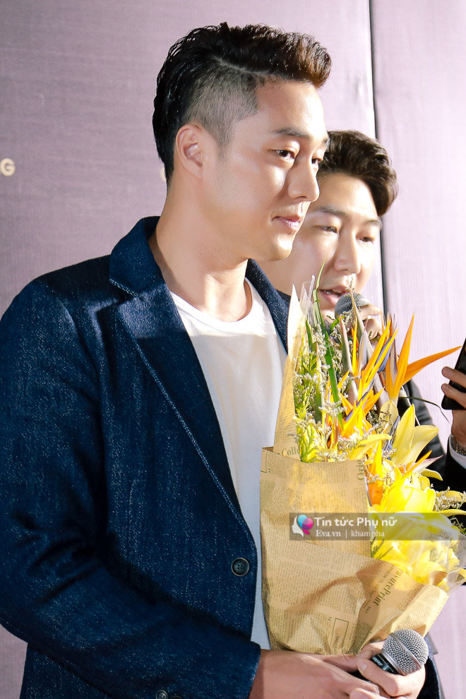 Chùm ảnh So Ji Sub tại Việt Nam: Bảnh bao trong kiểu tóc mới, điển trai đến khó tả! - 6