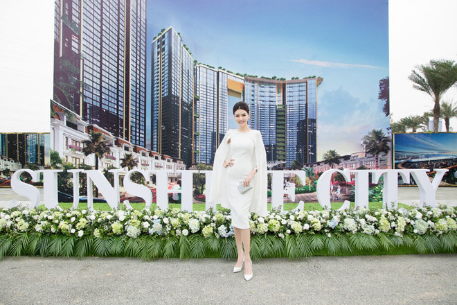 Dàn sao đình đám tham quan căn hộ mẫu đẳng cấp tại khu vực Tây Hồ Tây - 2