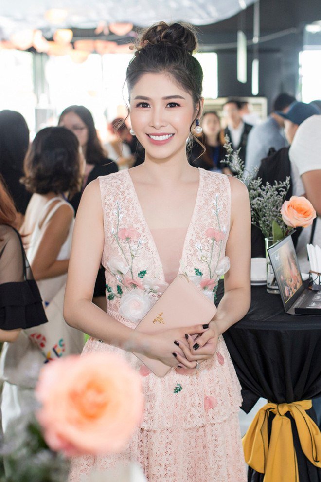 Vợ Đăng Khôi tiết lộ quá khứ từng từ bỏ tất cả để theo chồng dù chưa làm đám cưới - 4