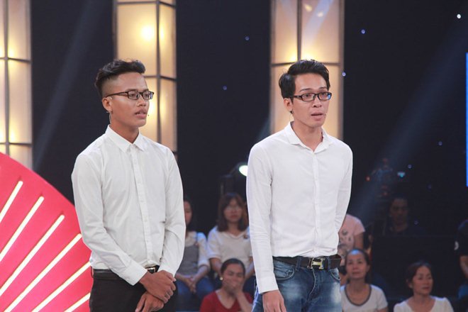 Thách thức danh hài: Anh xe ôm đen nhẻm, chân chất amp;#34;đè bẹpamp;#34; mọi gái xinh, trai đẹp - 17