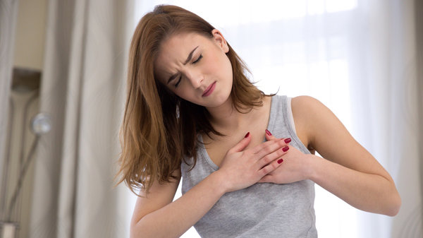 7 dấu hiệu cảnh báo sớm bệnh ung thư vú mà mọi phụ nữ cần biết - 1