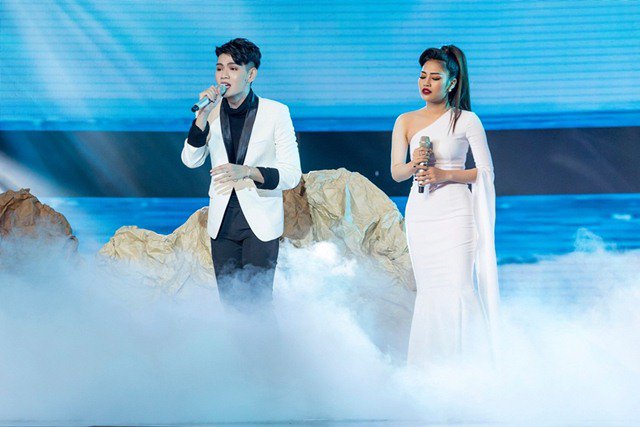 Cặp đôi hoàn hảo: Sự cố trang phục khiến Hòa Minzy bất ngờ amp;#34;bại trậnamp;#34; - 18