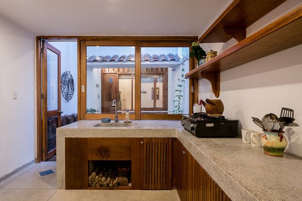 “nha nam trong nha” o sai gon xuat hien day an tuong tren bao my - 8