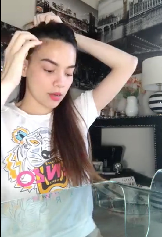 Hồ Ngọc Hà ngượng đỏ mặt khi Kim Lý bất ngờ thò đầu vào lúc cô đang livestream - 5