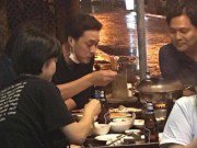 Làng sao - Sau sự kiện tại bữa tiệc của Diệp Lâm Anh, So Ji Sub trốn đến Hội An ăn lẩu