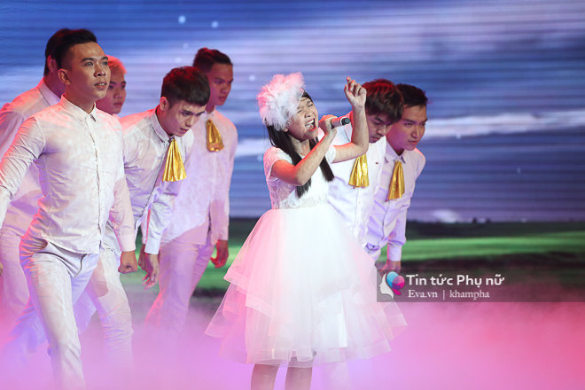 ‘Adele nhí’ Ngọc Ánh đăng quang, Vũ Cát Tường phá amp;#39;lời nguyềnamp;#39; chiếc ghế đỏ huyền thoại - 34