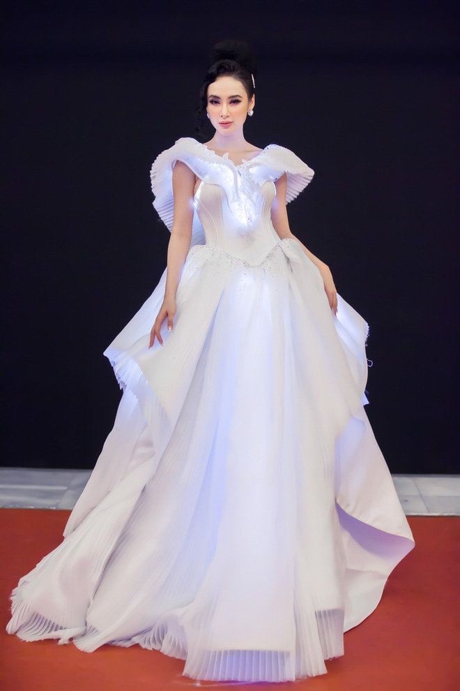 Khám Phá Top 6 Xu Hướng Váy Cưới Đẳng Cấp và Phong Cách - VÁY CƯỚI CAO CẤP  LINH NGA BRIDAL