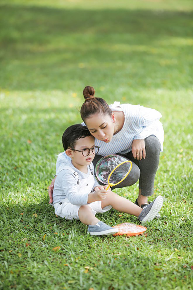 Khánh Thi hết lòng khen ngợi Phan Hiển là người đàn ông của gia đình - 4