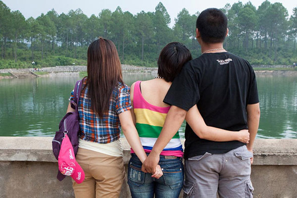 Trong mối tình tay ba, tôi có nên giả vờ có thai để níu kéo bạn trai? - 1