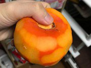 Bếp Eva - “Công tử” 19 năm để mẹ gọt hoa quả, lần đầu khoe cầm dao gọt hồng bị chê “sấp mặt”