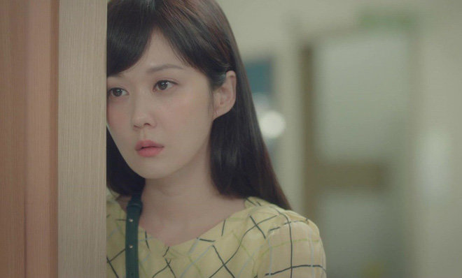 Mỗi tháng đưa vợ đi khám thai 1 lần, ai ngờ chồng tán luôn cô y tá xinh đẹp - 3