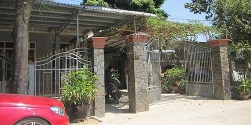 Bất ngờ với những căn nhà ở quê đơn sơ trái ngược với nhà tiền tỷ của sao Việt - 7