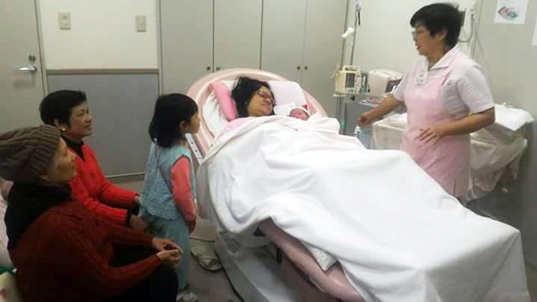 Đi đẻ ở Nhật, mẹ Việt xuýt xoa amp;#34;thế mới biết thiên đường là có thật!amp;#34; - 4