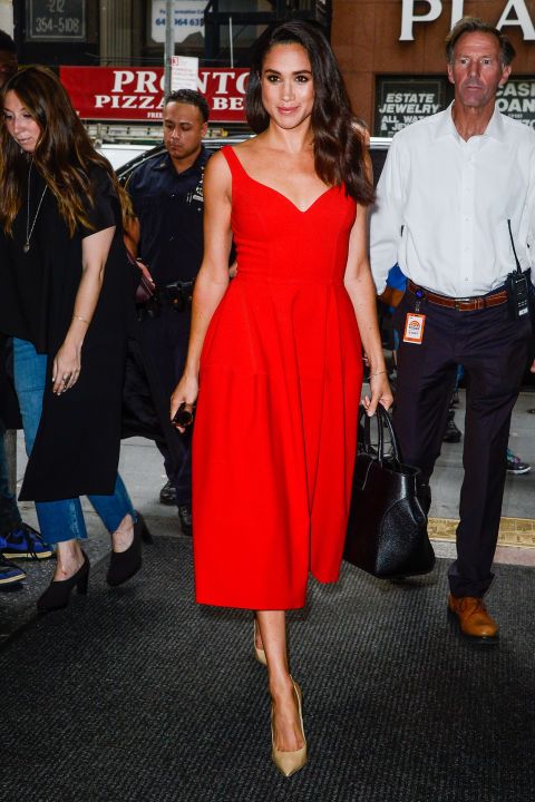 Từng ly hôn, đã U40, xuất thân thường dân, nhưng người phụ nữ này vẫn mê hoặc hoàng tử Anh - 11