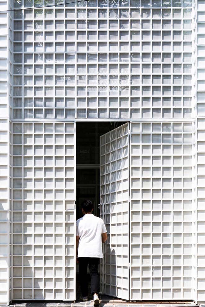 Thiết kế kiểu mới khiến nhà ống mặt phố ở Sài Gòn thoáng đãng đẹp mê li - 6