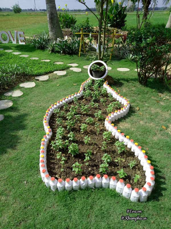 2 thang "tu tay lam het", 9x tay ninh bien manh dat trong thanh khu vuon dep nhu cong vien - 2