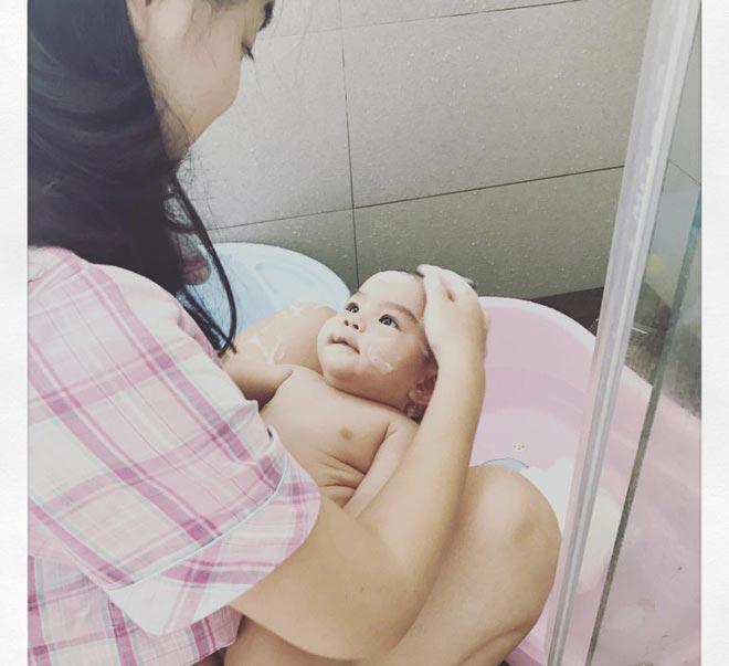 Sao Việt 24h: Diễn viên Minh Tiệp gọi bố 93 tuổi bằng… anh! - 11