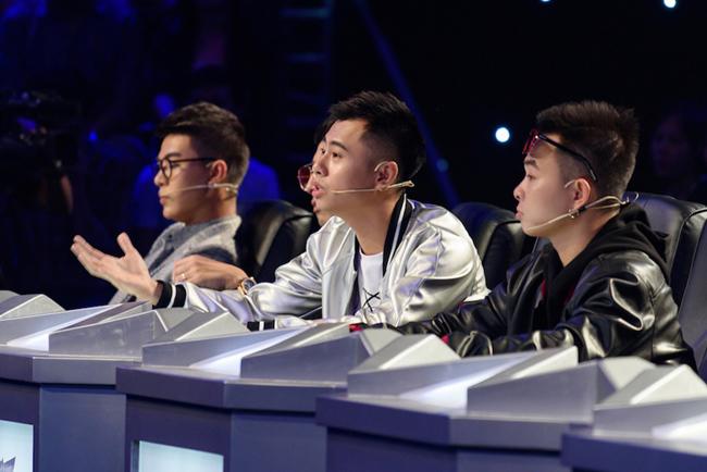 Sao đại chiến: Hà Lê - Phúc Bồ gây tranh cãi tính cá nhân trong tác phẩm nghệ thuật - 7