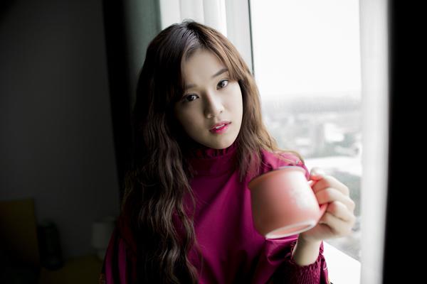 Hoàng Yến Chibi: amp;#34;Tôi chạy show chỉ để gom tiền mua nhàamp;#34; - 1