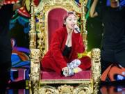 Làng sao - Miu Lê ngồi chồm hỗm trên ghế hát 'đá xoáy' Dương Cầm sau cuộc 'khẩu chiến'